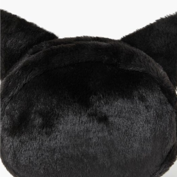 Kuromi Plush Makeup Bag - Picture 5 of 6